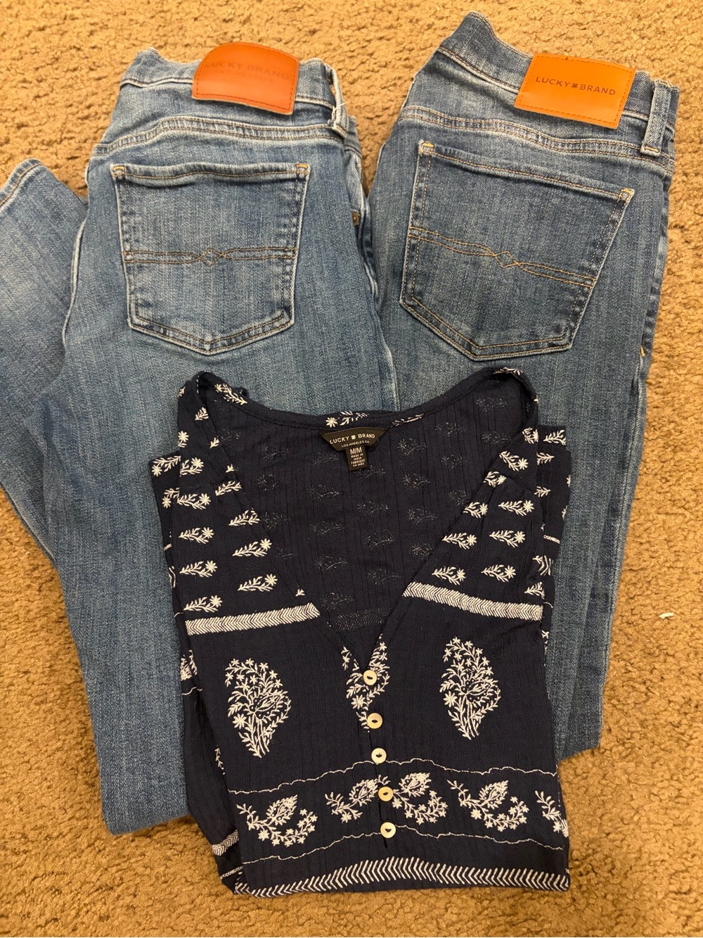 Lucky Brand 3pc Outfit Set! Size 6 M Top. EUC!